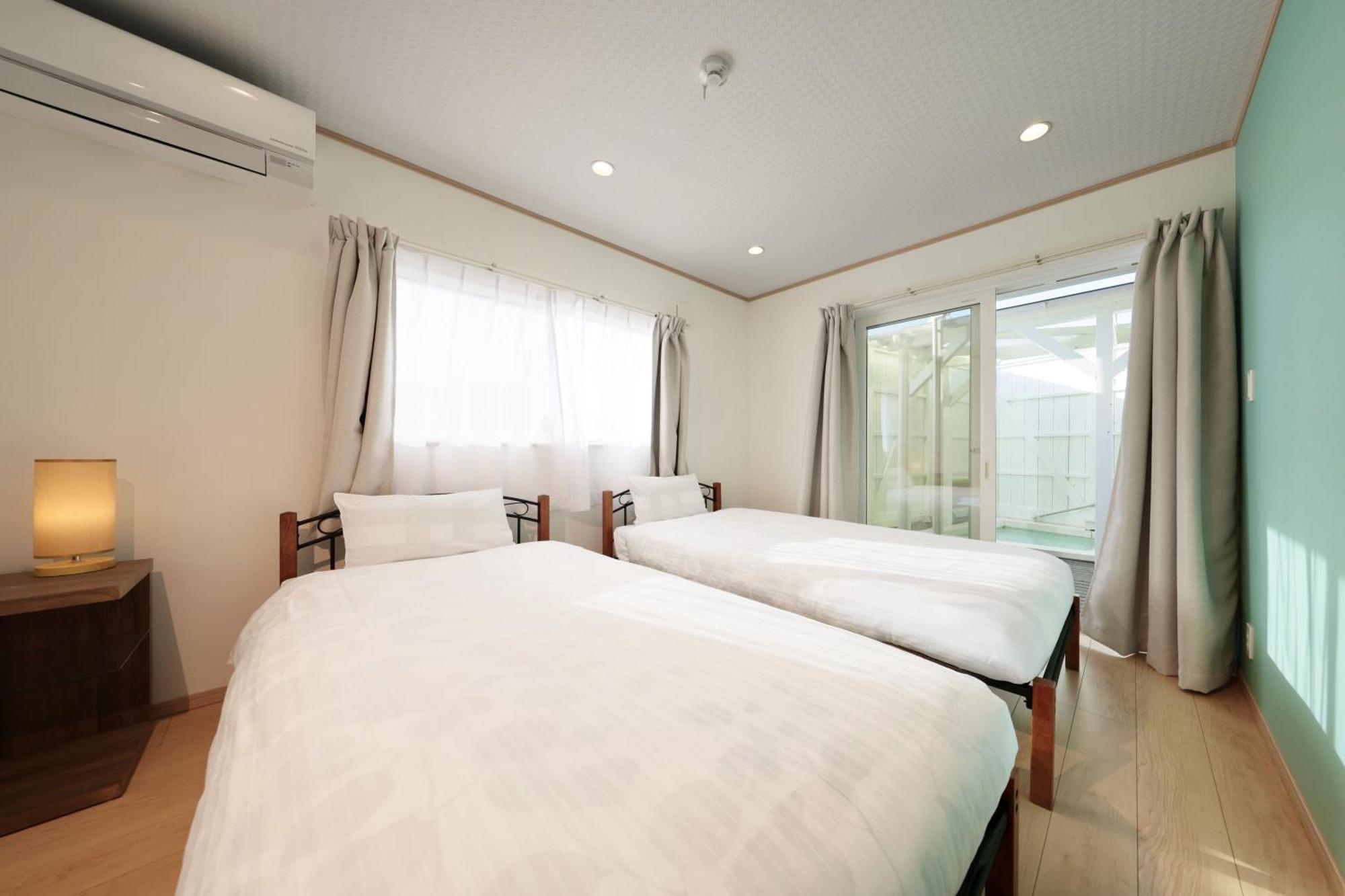 Villa Crystal Besso Shirahama Chambre photo